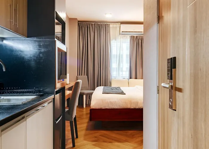 Square Space Mnl Fame Residences King-bed Free Parking