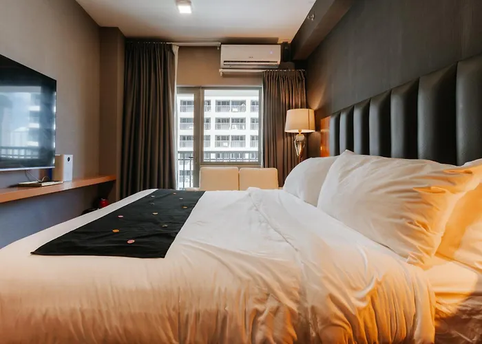 Aparthotel Square Space Mnl Fame Residences King-bed Free Parking 4*