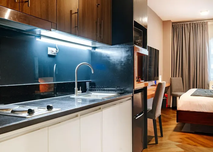 Square Space Mnl Fame Residences King-bed Free Parking 4* Manila