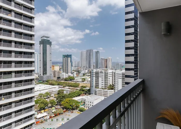 Aparthotel Square Space Mnl Fame Residences King-bed Free Parking Manila