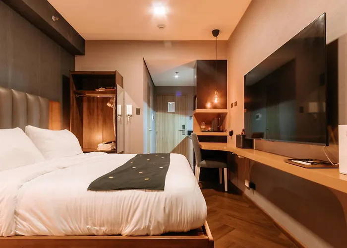 Square Space Mnl Fame Residences King-bed Free Parking Manila